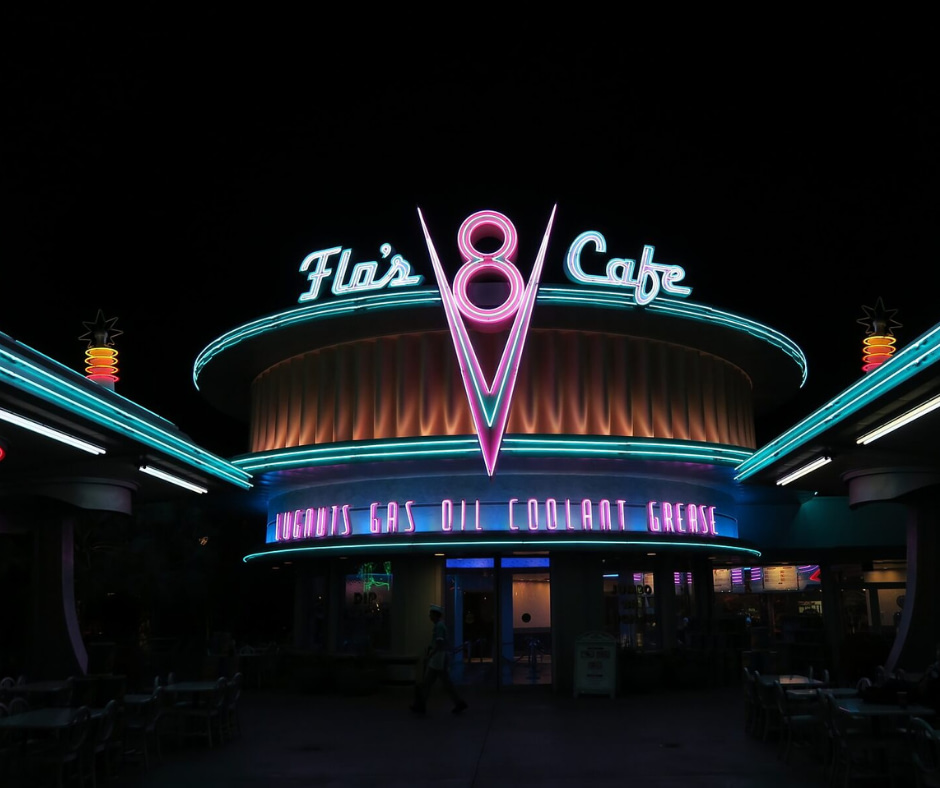 Bright lights at night of Flo's Cafe